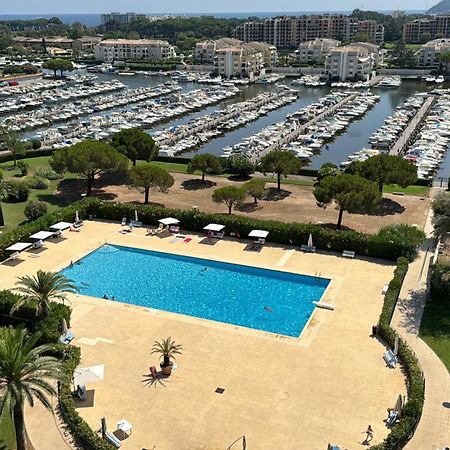 Appartement T3 De Standing Vue Mer Et Marina Манделю-ла-Напул Екстериор снимка